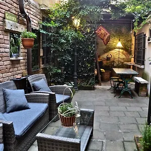 https://ca-de-casanova.hotelinveneto.com