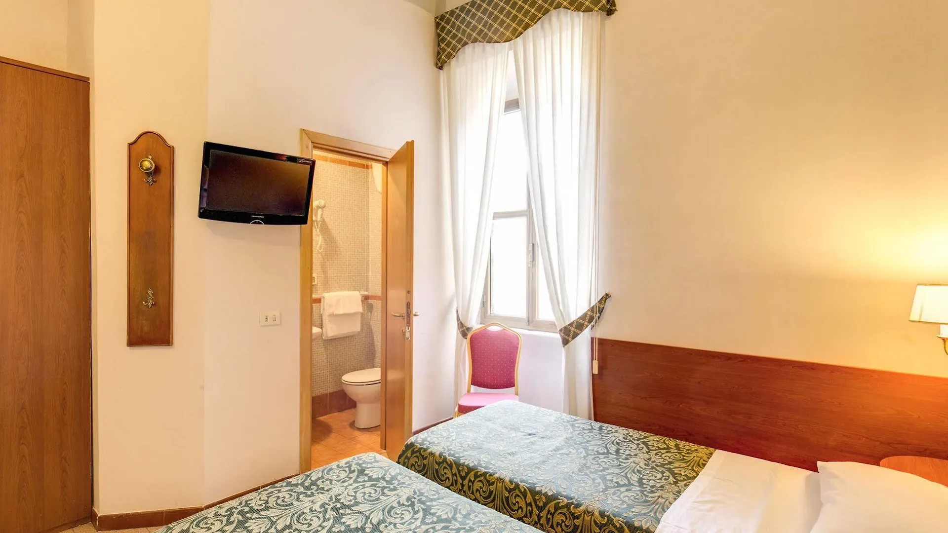 Hotel Continentale Rom 2*,