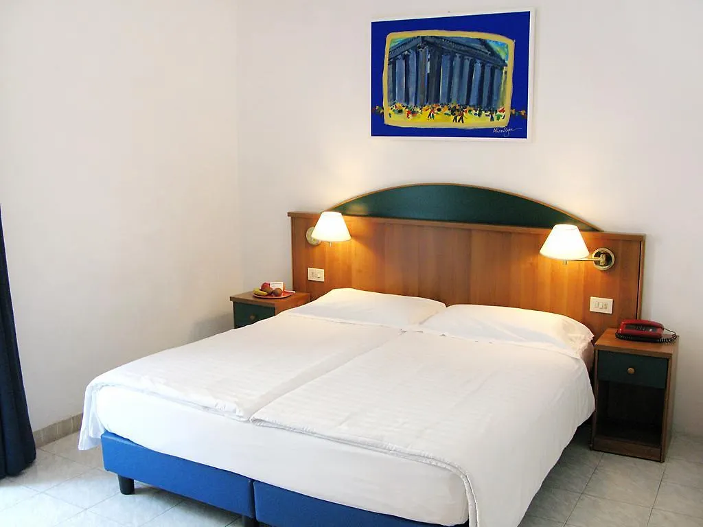 Hotel Continentale Rome 2*,  Italie