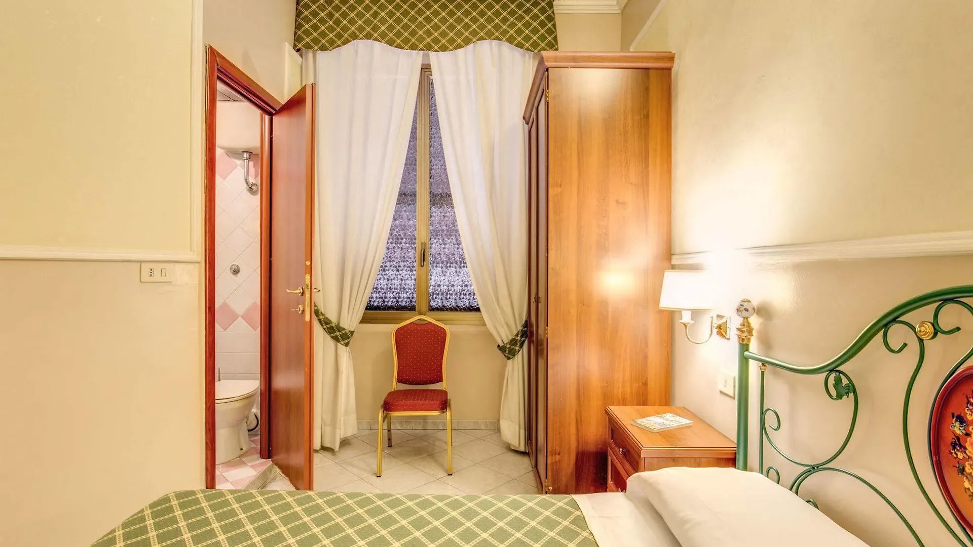 Hotel Continentale Rome