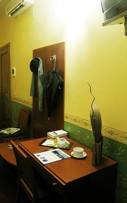 Hotel Continentale Rome